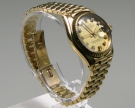 Rolex Oyster Perpetual Datejust, Lady, 18 K. Gelbgold 26 mm, Zustand gut (2)